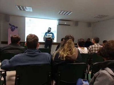 Fundador da Escola Universo Expandido fala sobre felicidade nas empresas Fundador da Escola Universo Expandido fala sobre felicidade nas empresas