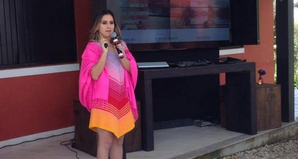 Fernanda Pandolfi lança oficialmente site "Ida e Volta" Fernanda Pandolfi lança oficialmente site "Ida e Volta"