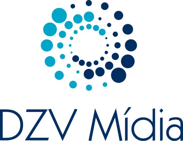 Empresa de comercialização de mídia comemora novas contas Empresa de comercialização de mídia comemora novas contas
