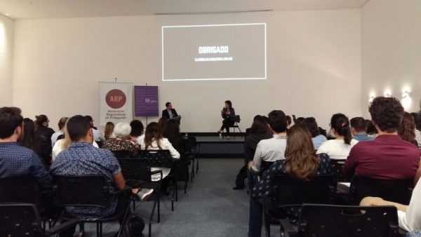 "Publicidade não é arte, é negócio", parafraseia diretor-geral da África Zero "Publicidade não é arte, é negócio", parafraseia diretor-geral da África Zero