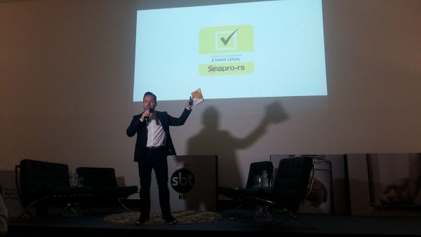 Valores referenciais são apresentados pelo diretor de Relacionamento do Sinapro Valores referenciais são apresentados pelo diretor de Relacionamento do Sinapro