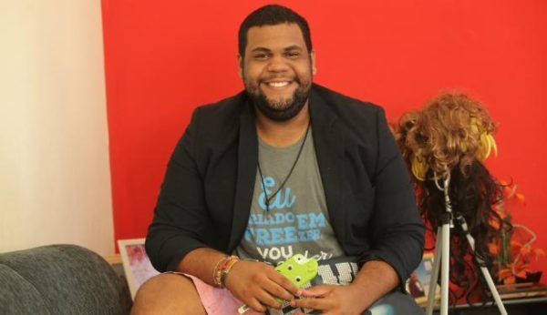 "Se você não ousar, ficará para trás", diz influenciador digital "Se você não ousar, ficará para trás", diz influenciador digital