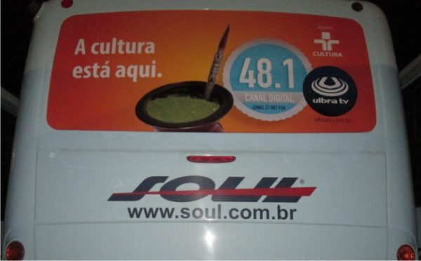 Ulbra TV apresenta sinal digital em campanha busdoor Ulbra TV apresenta sinal digital em campanha busdoor