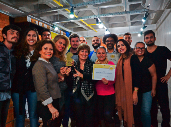 Martha Becker conquista prêmio TOP 5 Região Sul da Mega Brasil Martha Becker conquista prêmio TOP 5 Região Sul da Mega Brasil