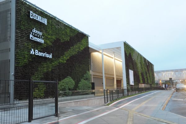 Espaço Donna Beauty Pompéia começa a tomar forma na Unisinos Porto Alegre Espaço Donna Beauty Pompéia começa a tomar forma na Unisinos Porto Alegre