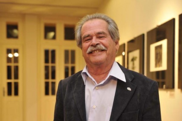 Alcy Cheuiche promove quatro oficinas de criação literária Alcy Cheuiche promove quatro oficinas de criação literária