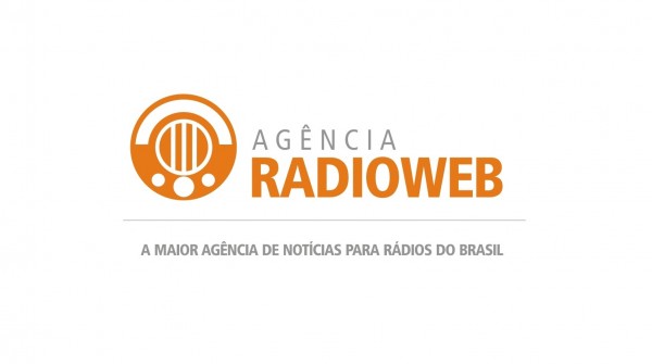 Radioweb transmite ao vivo a votação do impeachment no Senado Radioweb transmite ao vivo a votação do impeachment no Senado