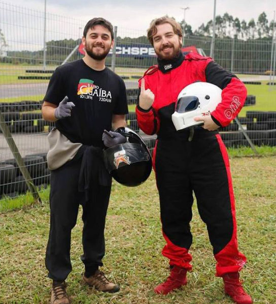Programa sobre Automobilismo da Guaíba celebra três anos no ar Programa sobre Automobilismo da Guaíba celebra três anos no ar