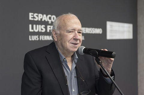 Acervo de Luis Fernando Verissimo está sob responsabilidade da Unisinos Acervo de Luis Fernando Verissimo está sob responsabilidade da Unisinos