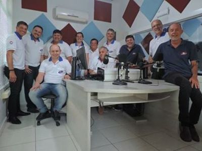 Emissora de Veranópolis passa a contar com nova programação Emissora de Veranópolis passa a contar com nova programação