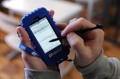 Pesquisa do IBGE registra baixa escolaridade entre adultos Pesquisa do IBGE registra baixa escolaridade entre adultos
