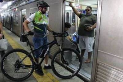 Liberação do transporte de bicicletas no metrô completa 10 anos Liberação do transporte de bicicletas no metrô completa 10 anos