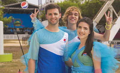 Alunos do Espaço Experiência da PUC participam do Pepsi Twist Land Alunos do Espaço Experiência da PUC participam do Pepsi Twist Land