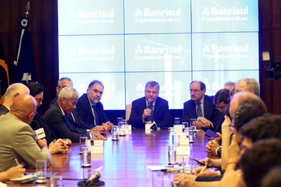 Banrisul apresenta lucro histórico Banrisul apresenta lucro histórico