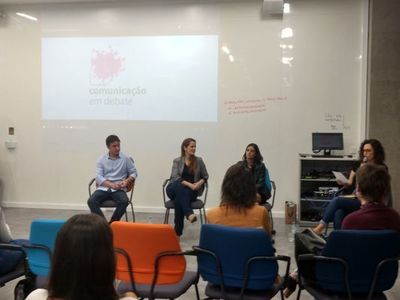 Profissionais defendem equilíbrio entre empreendedorismo e DNA jornalístico Profissionais defendem equilíbrio entre empreendedorismo e DNA jornalístico
