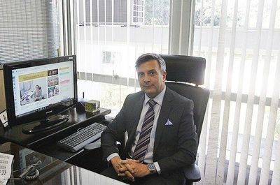 Doutor em Marketing assina capítulo em publicação britânica sobre Saúde Doutor em Marketing assina capítulo em publicação britânica sobre Saúde