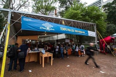 ARI repudia decisão da prefeitura sobre Feira do Livro ARI repudia decisão da prefeitura sobre Feira do Livro
