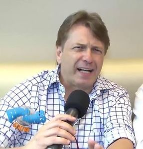 Bibo Nunes deixa TV temporariamente para concorrer a deputado federal Bibo Nunes deixa TV temporariamente para concorrer a deputado federal