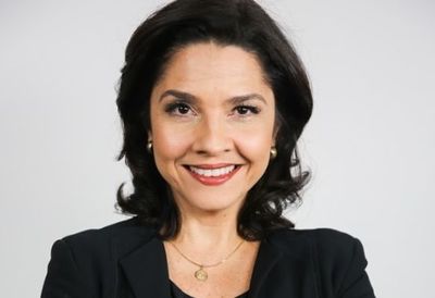 Carolina Bahia fala sobre eleições em reunião-almoço em Lajeado Carolina Bahia fala sobre eleições em reunião-almoço em Lajeado