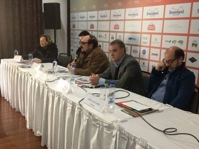 Presidente da Gramadotour conduz apresentação de coletiva de encerramento Presidente da Gramadotour conduz apresentação de coletiva de encerramento