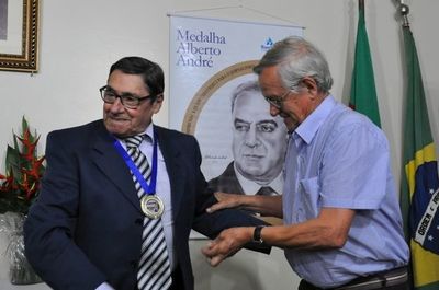 Morre na Capital ex-editor assistente de Política do Jornal do Comércio Morre na Capital ex-editor assistente de Política do Jornal do Comércio