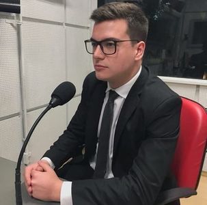 Agora, RBS TV de Passo Fundo conta com Eduardo Uhlmann como repórter Agora, RBS TV de Passo Fundo conta com Eduardo Uhlmann como repórter