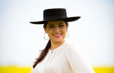 Shana Müller entra em licença-maternidade e Galpão Crioulo tem nova apresentadora Shana Müller entra em licença-maternidade e Galpão Crioulo tem nova apresentadora