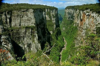 Programas voltados ao turismo integram ações para promover o Estado Programas voltados ao turismo integram ações para promover o Estado