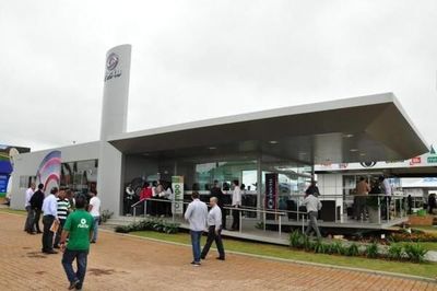 Grupo RBS também marca presença na Expodireto com programação especial Grupo RBS também marca presença na Expodireto com programação especial