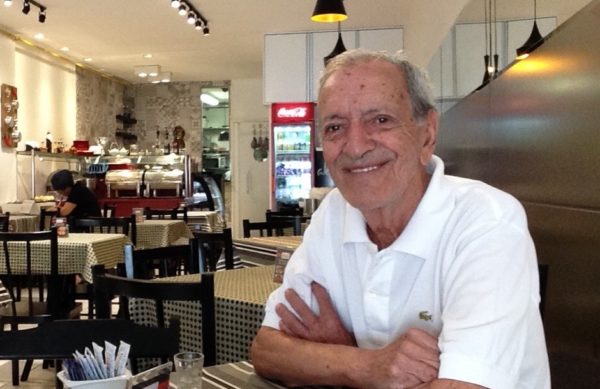 Nelson Moura: O mundo de um repórter Nelson Moura: O mundo de um repórter