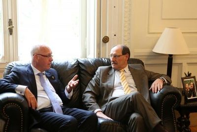 Governador do Estado e embaixador alemão dialogam sobre aproximação cultural e comercial Governador do Estado e embaixador alemão dialogam sobre aproximação cultural e comercial