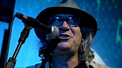 Carlos Gerbase: Quatro homens em um Carlos Gerbase: Quatro homens em um