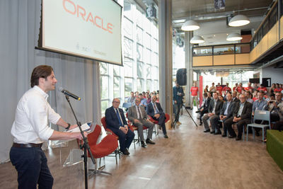 Oracle Brasil passa a integrar novo espaço do Tecnopuc Oracle Brasil passa a integrar novo espaço do Tecnopuc