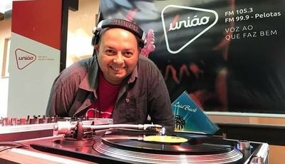 União FM estreia programa que resgata músicas dos anos 80 e 90 União FM estreia programa que resgata músicas dos anos 80 e 90