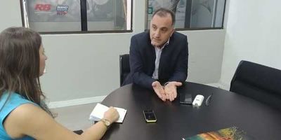 "Ninguém faz nada sozinho", diz Cóssio sobre indicação de Dirigente do Ano "Ninguém faz nada sozinho", diz Cóssio sobre indicação de Dirigente do Ano