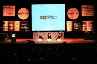 Fórum promove debate sobre a construção do futuro no Estado Fórum promove debate sobre a construção do futuro no Estado