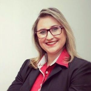 Gaúcha cria canal no Youtube para falar de empreendedorismo Gaúcha cria canal no Youtube para falar de empreendedorismo