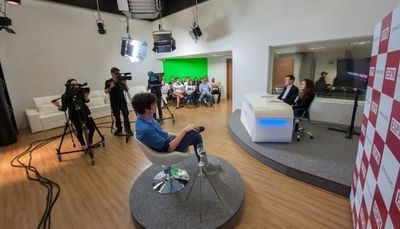 Alunos da ESPM-Sul promovem 'Festival do Jornalismo' Alunos da ESPM-Sul promovem 'Festival do Jornalismo'