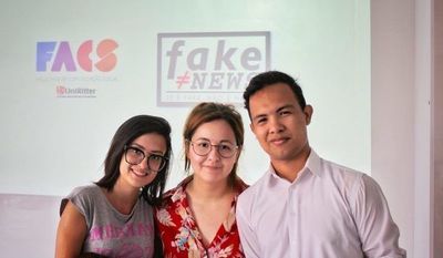 Formandos da primeira turma da Fapa realizam oficina sobre fake news Formandos da primeira turma da Fapa realizam oficina sobre fake news