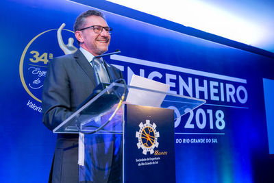 CEO da Ayga é escolhido Engenheiro do Ano CEO da Ayga é escolhido Engenheiro do Ano