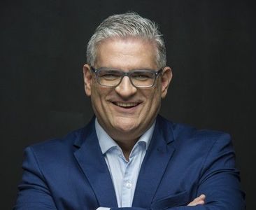 Renato Martins investe em consultoria especializada por Whatsapp Renato Martins investe em consultoria especializada por Whatsapp