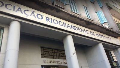 Tambor da Aldeia repercute deteno de reprter e condenao de site