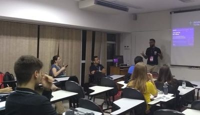 Empreendedores trazem leitura mais popular para blockchain na Innovation Week Empreendedores trazem leitura mais popular para blockchain na Innovation Week