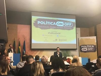 Comunicação e Política são abordados sob diversos aspectos em evento Comunicação e Política são abordados sob diversos aspectos em evento