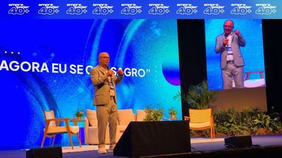 Empreender 40+: abertura do Summit refora propsito de reinveno e pertencimento