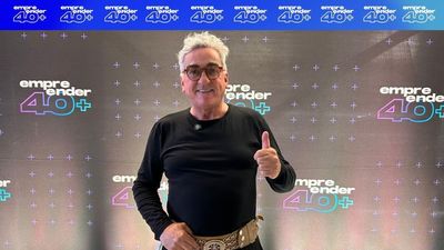 Jair Kobe leva humor e inspirao ao Summit Empreender 40+: "Nunca  tarde para recomear"