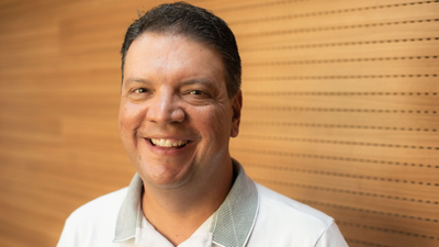 Gustavo Manhago: a voz que nasceu para o rdio